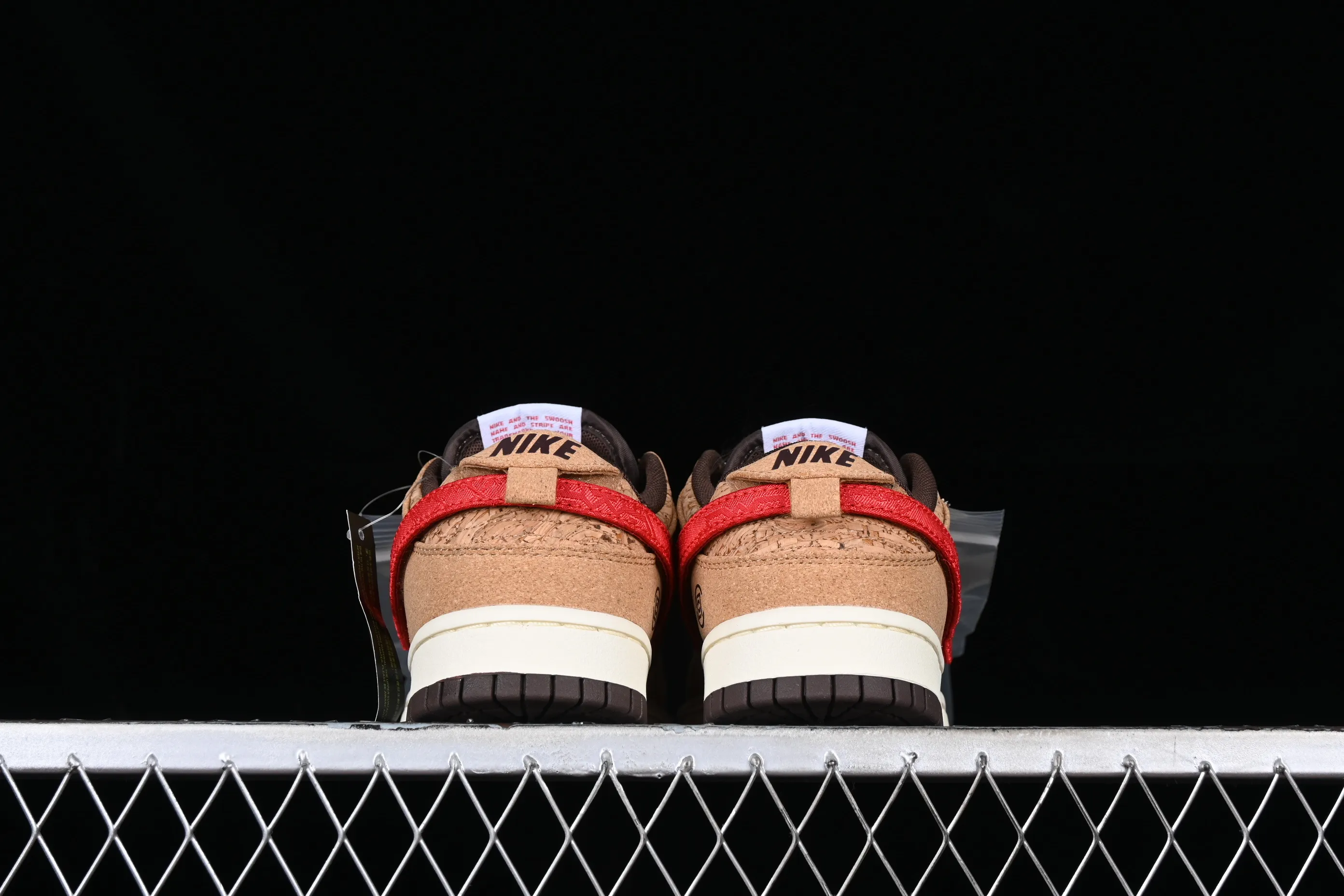 All categories Nk SB Dunk series Nk SB Dunk Low low-top sneakers F version Clot x Nk Dunk SB Low "Cork" cork joint model SB low-top casual sneakers FN0317-121